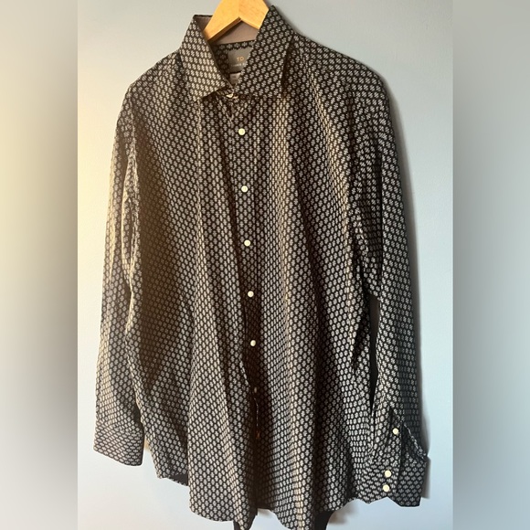 Thomas Dean NWOT Long Sleeved Stylish Shirt in Pristine Condition!! - Picture 2 of 15
